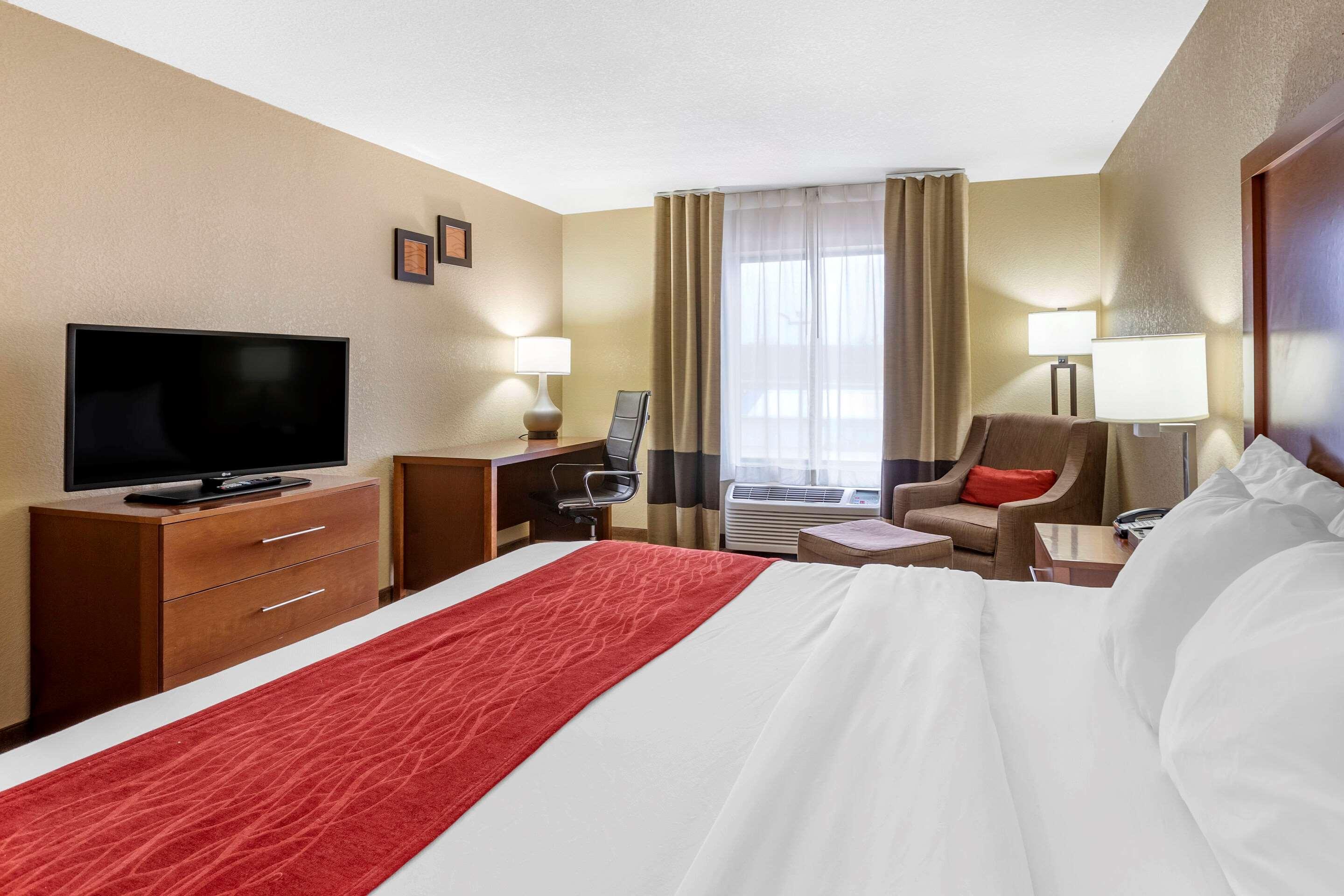 Comfort Inn & Suites Cedar Rapids North - Collins Road Luaran gambar